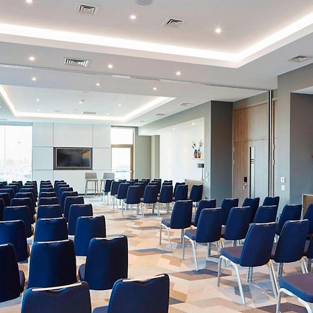 Courtyard By Marriott Oxford South Hotel Abingdon-on-Thames Екстериор снимка