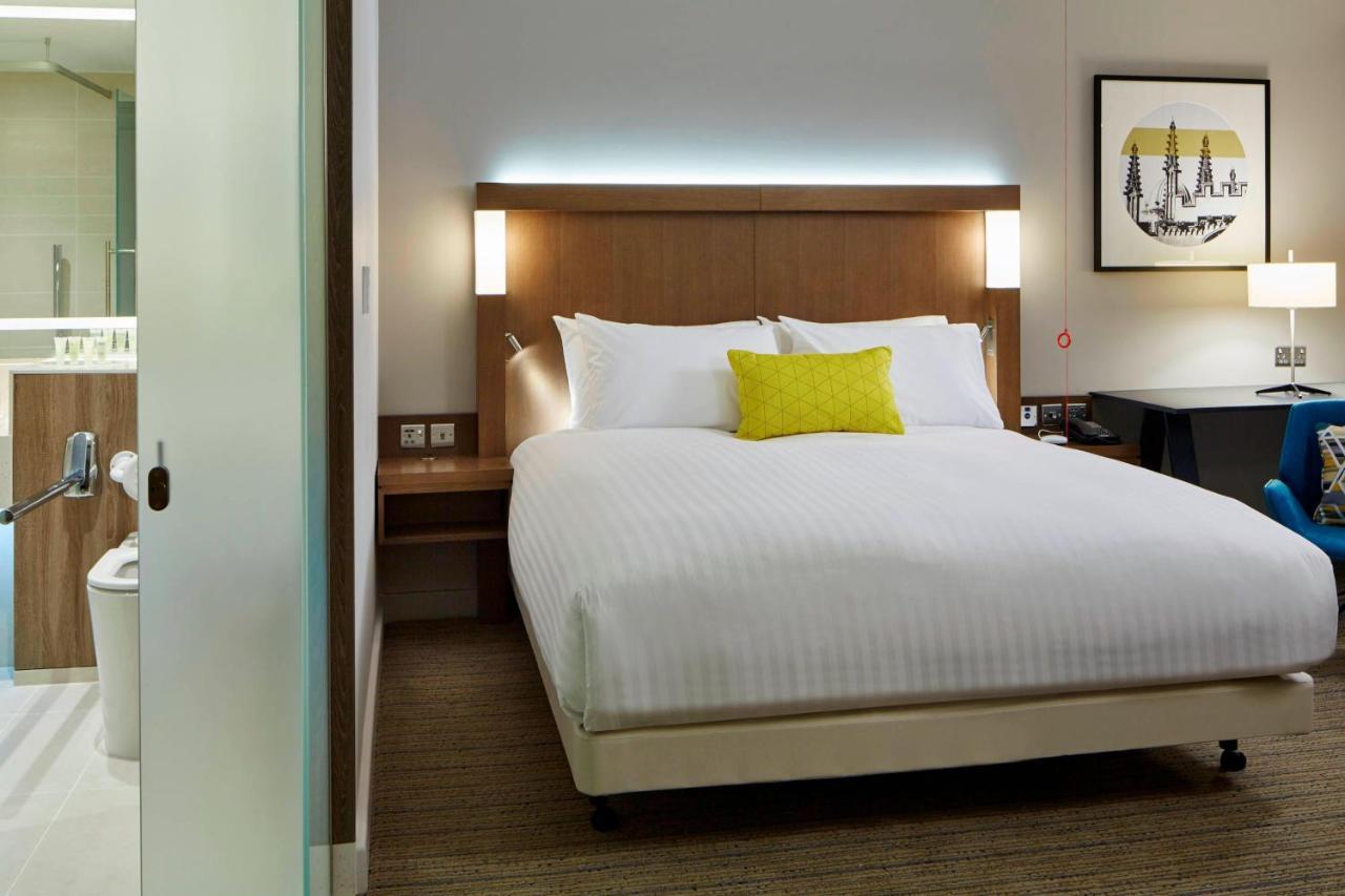 Courtyard By Marriott Oxford South Hotel Abingdon-on-Thames Екстериор снимка