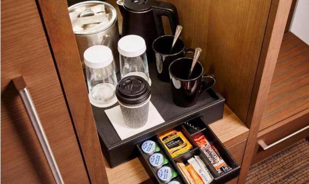 Courtyard By Marriott Oxford South Hotel Abingdon-on-Thames Екстериор снимка