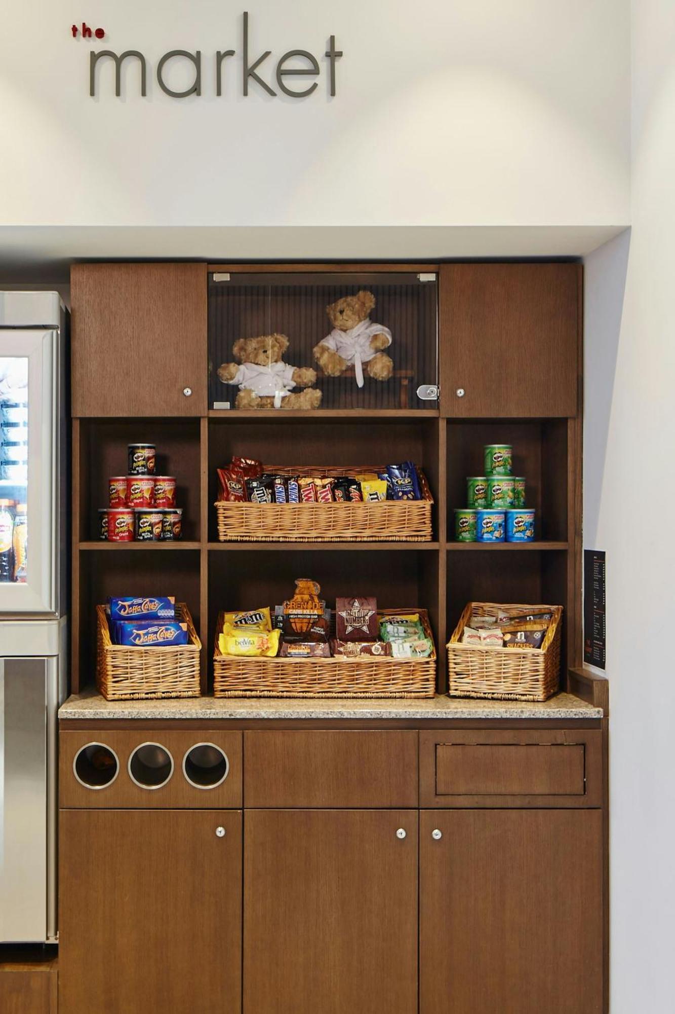 Courtyard By Marriott Oxford South Hotel Abingdon-on-Thames Екстериор снимка