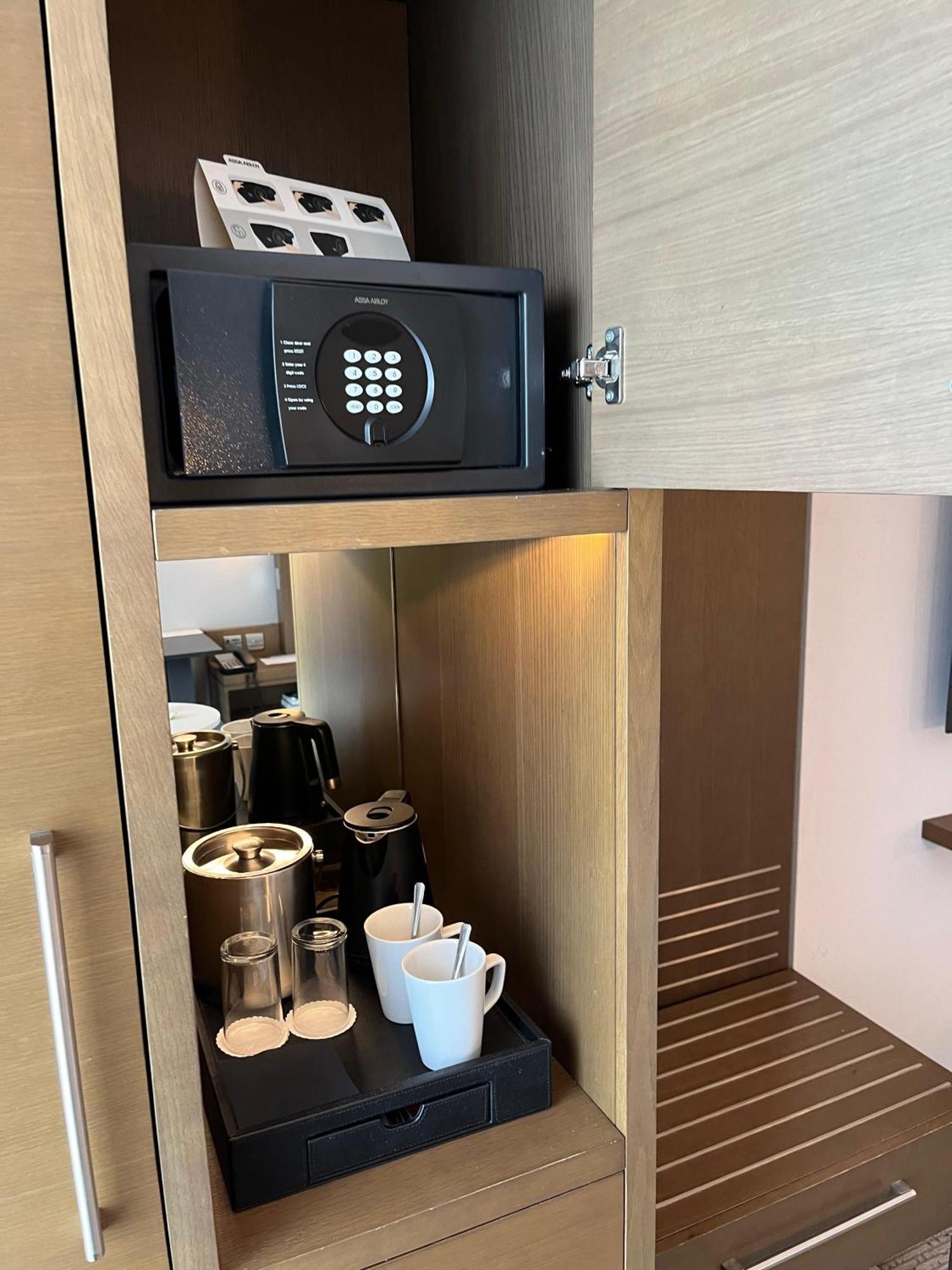 Courtyard By Marriott Oxford South Hotel Abingdon-on-Thames Екстериор снимка